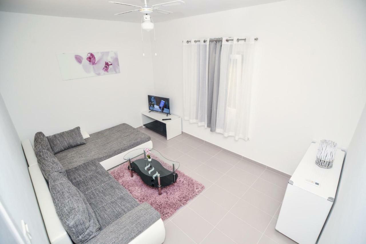 Luxury Apartments Boduja Sukosan Exterior photo
